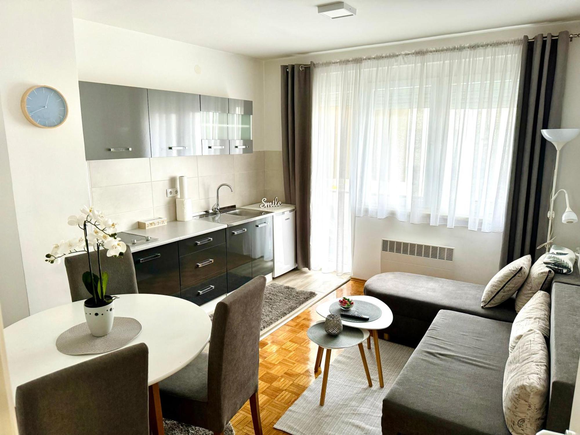 Gradiska Na Savi Apartmani I Sobe Exterior foto