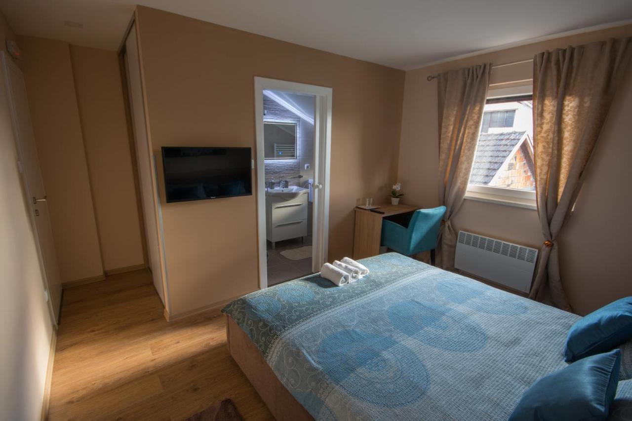 Gradiska Na Savi Apartmani I Sobe Exterior foto