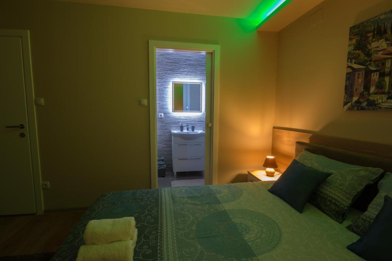 Gradiska Na Savi Apartmani I Sobe Exterior foto